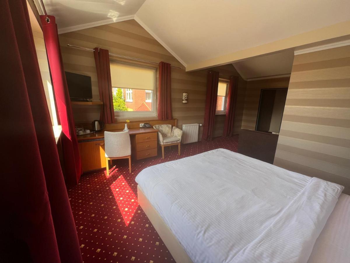 Fergana übersee Hotel 3*